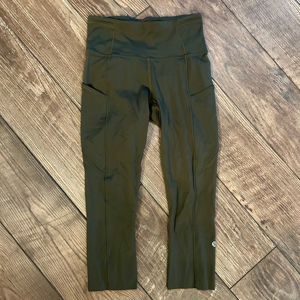 Lululemon Olive Green Capri High-Waisted Leggings